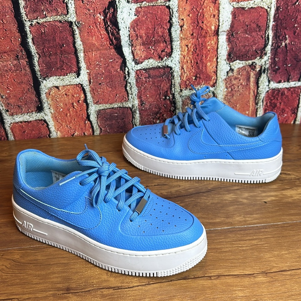Nike Air Force 1 Sage Low University Blue Platform Sneaker women’s size 9.5